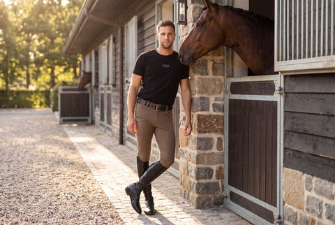 Basic T- Shirt schwarz